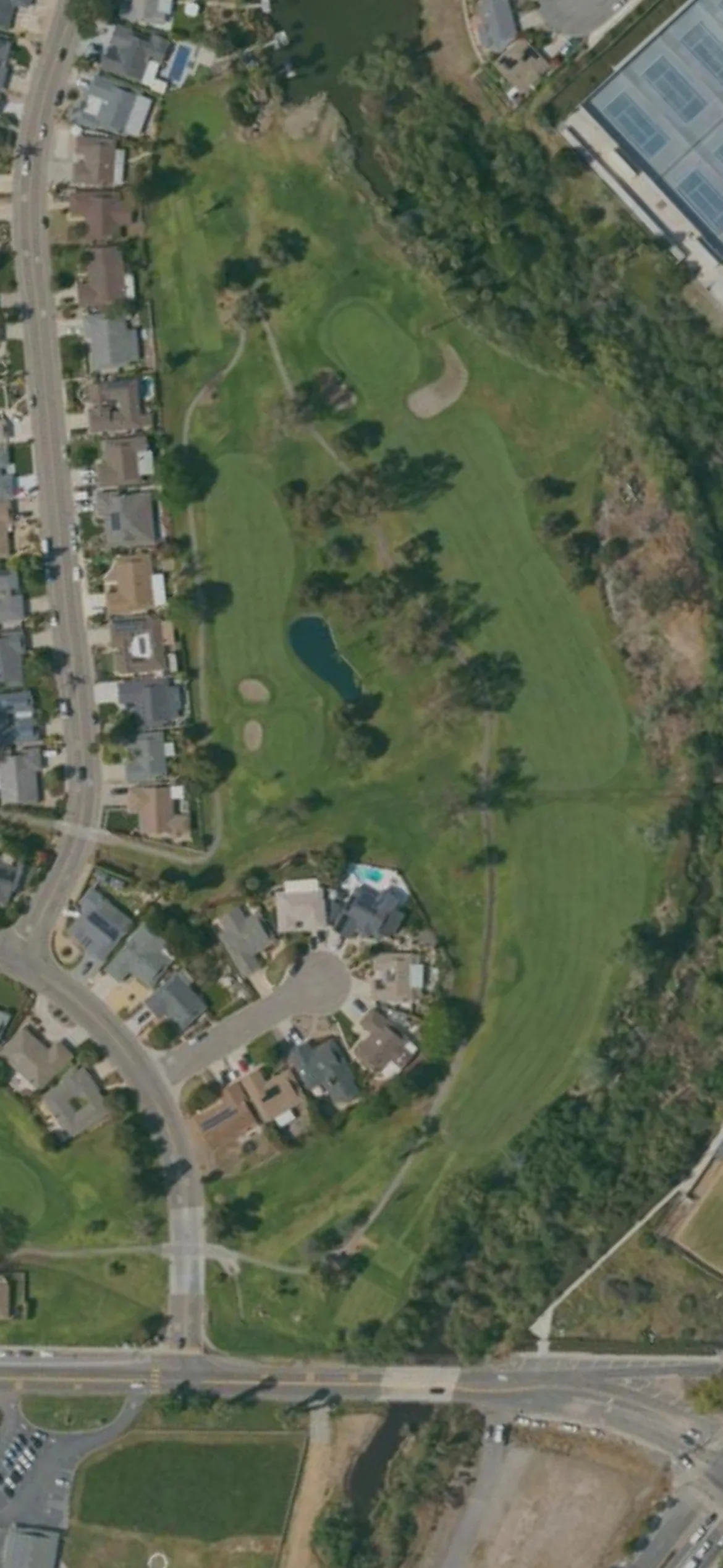 The Links at Lakehouse hole 16 aerial preview, par 4, 412 yards