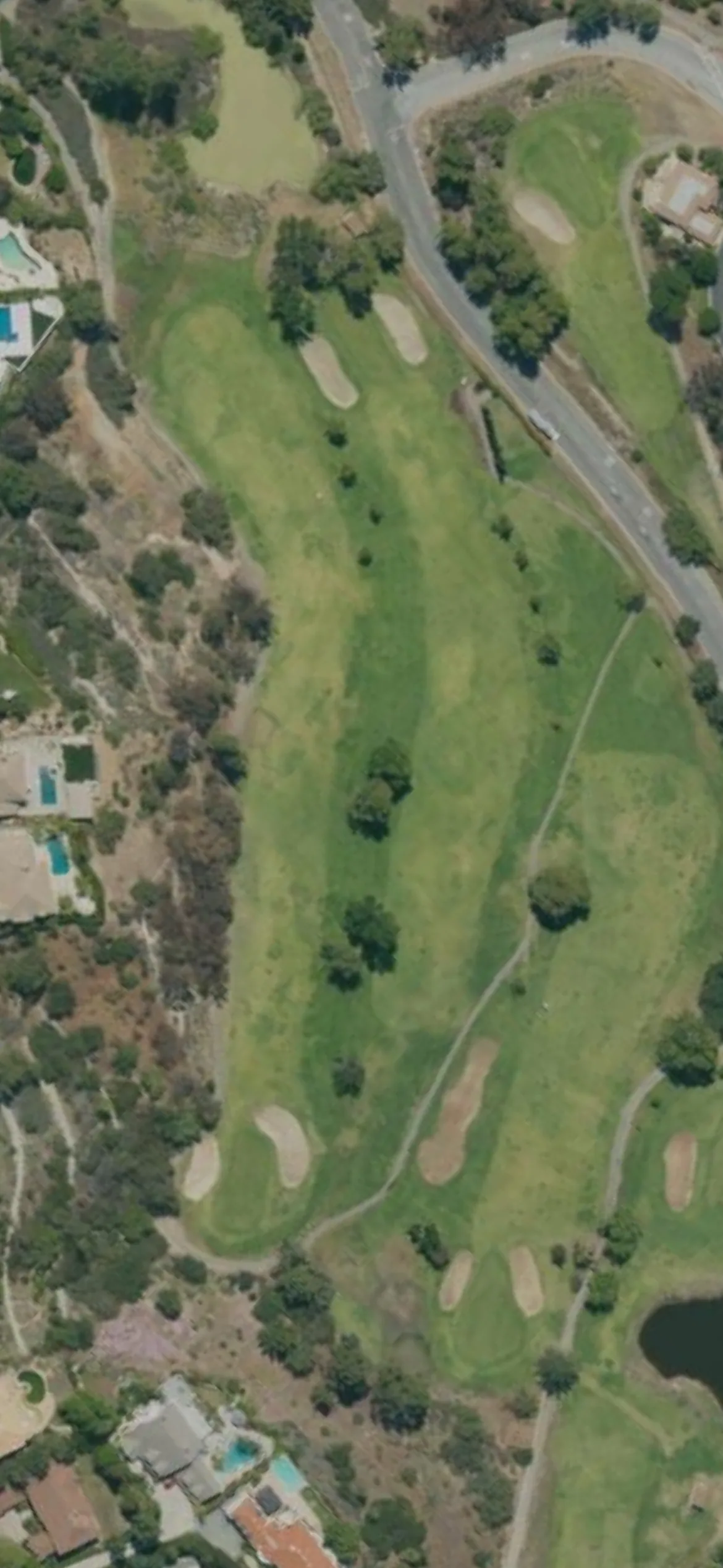 La Canada Flintridge Country Club hole 3 aerial preview, par 4, 325 yards