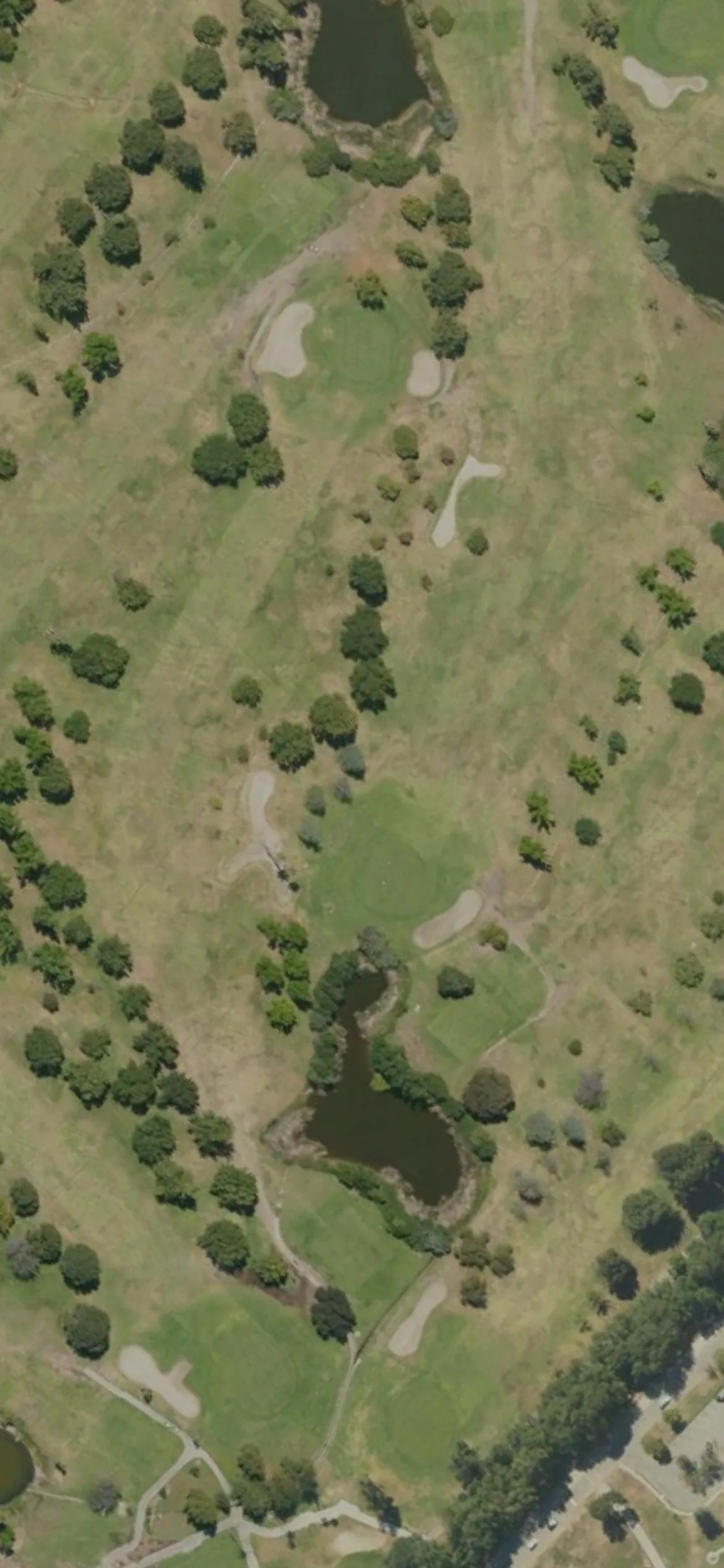 Woodley Lakes Golf Course hole 10 aerial preview, par 4, 453 yards