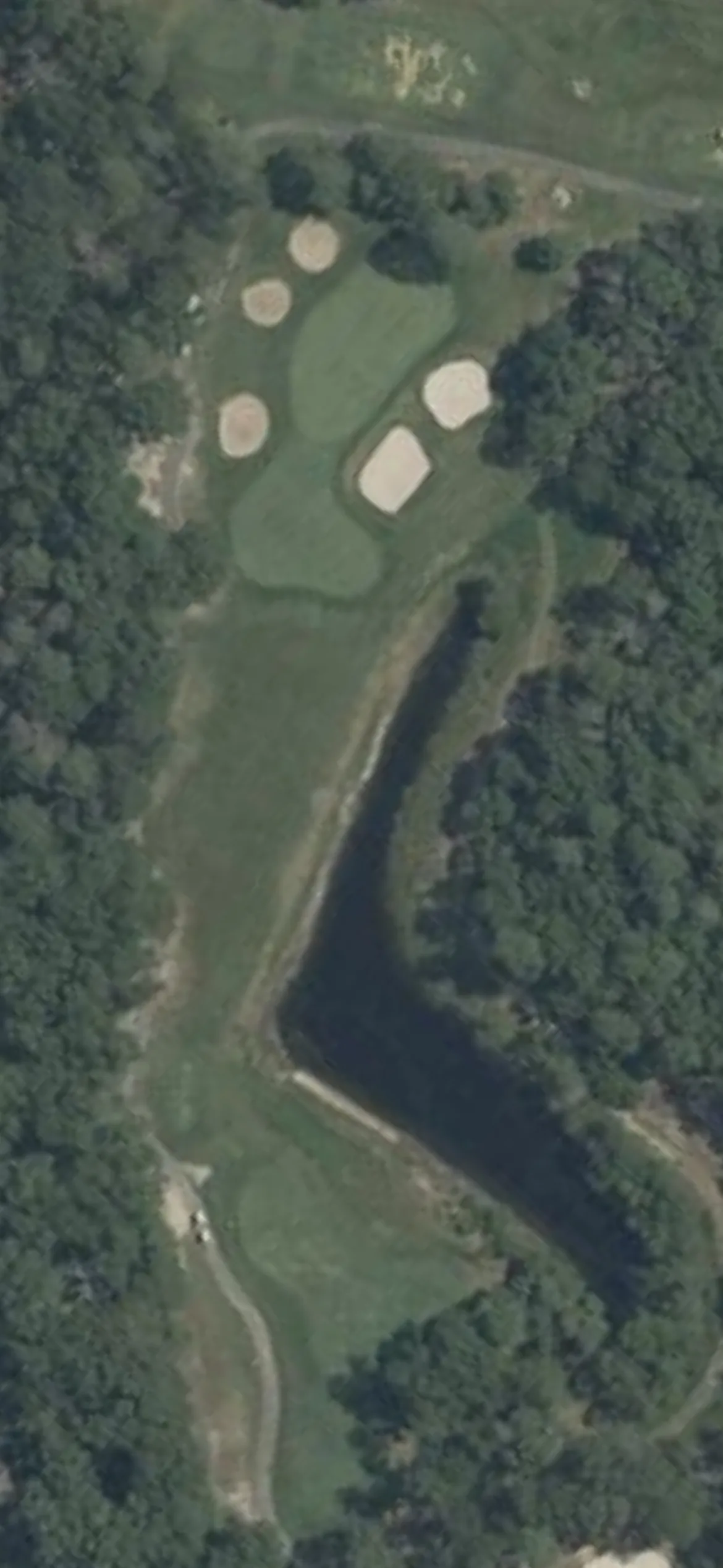 Harbor Pines GC hole 8 aerial preview, par 3, 210 yards