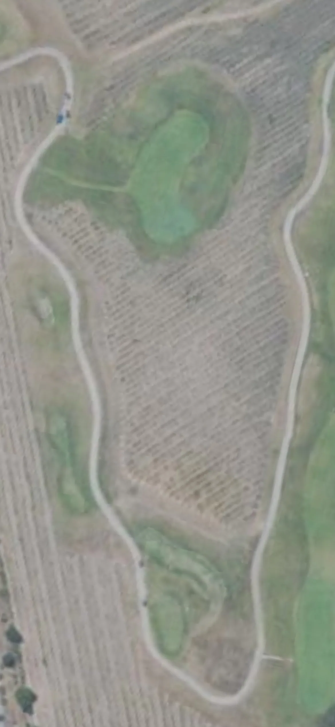 Chardonnay GC hole 14 aerial preview, par 3, 182 yards