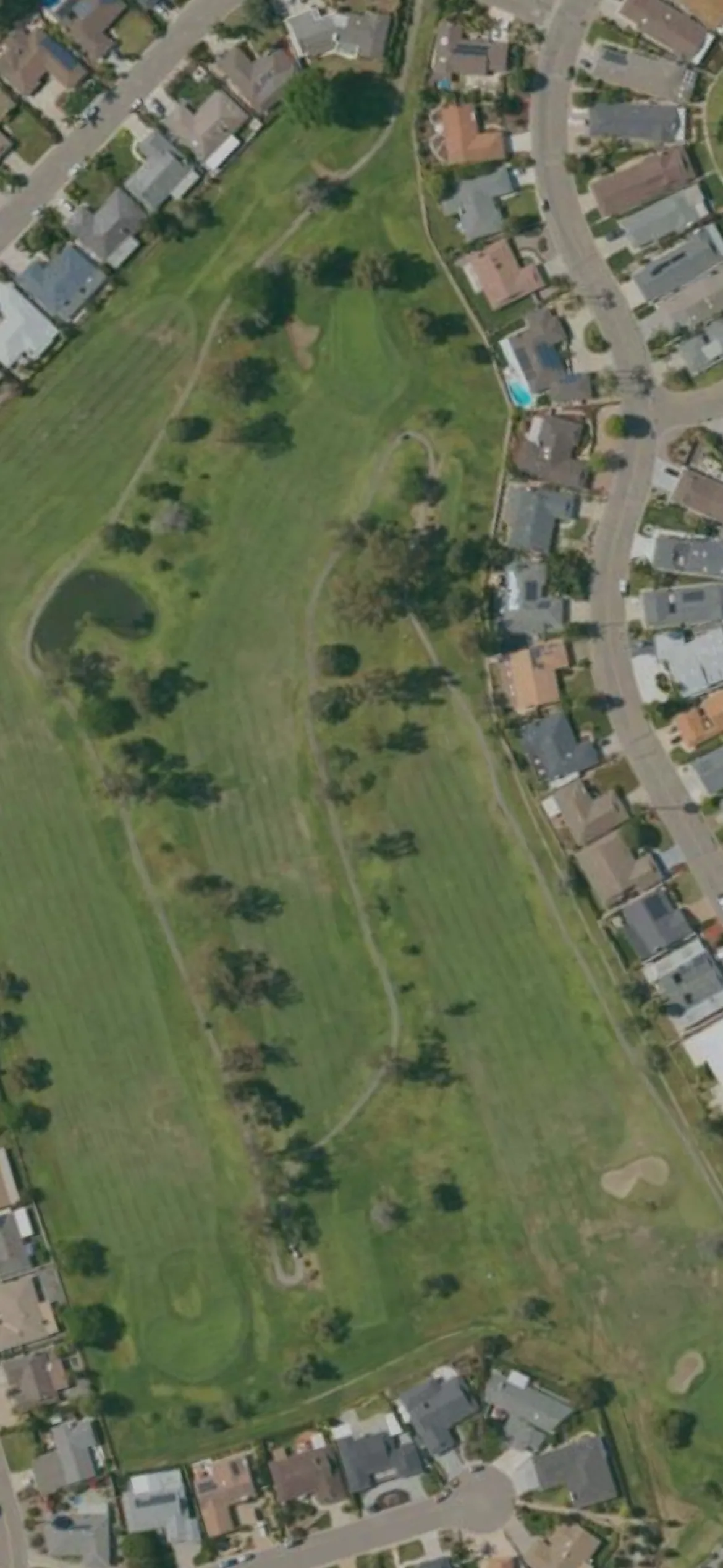 The Links at Lakehouse hole 8 aerial preview, par 4, 355 yards
