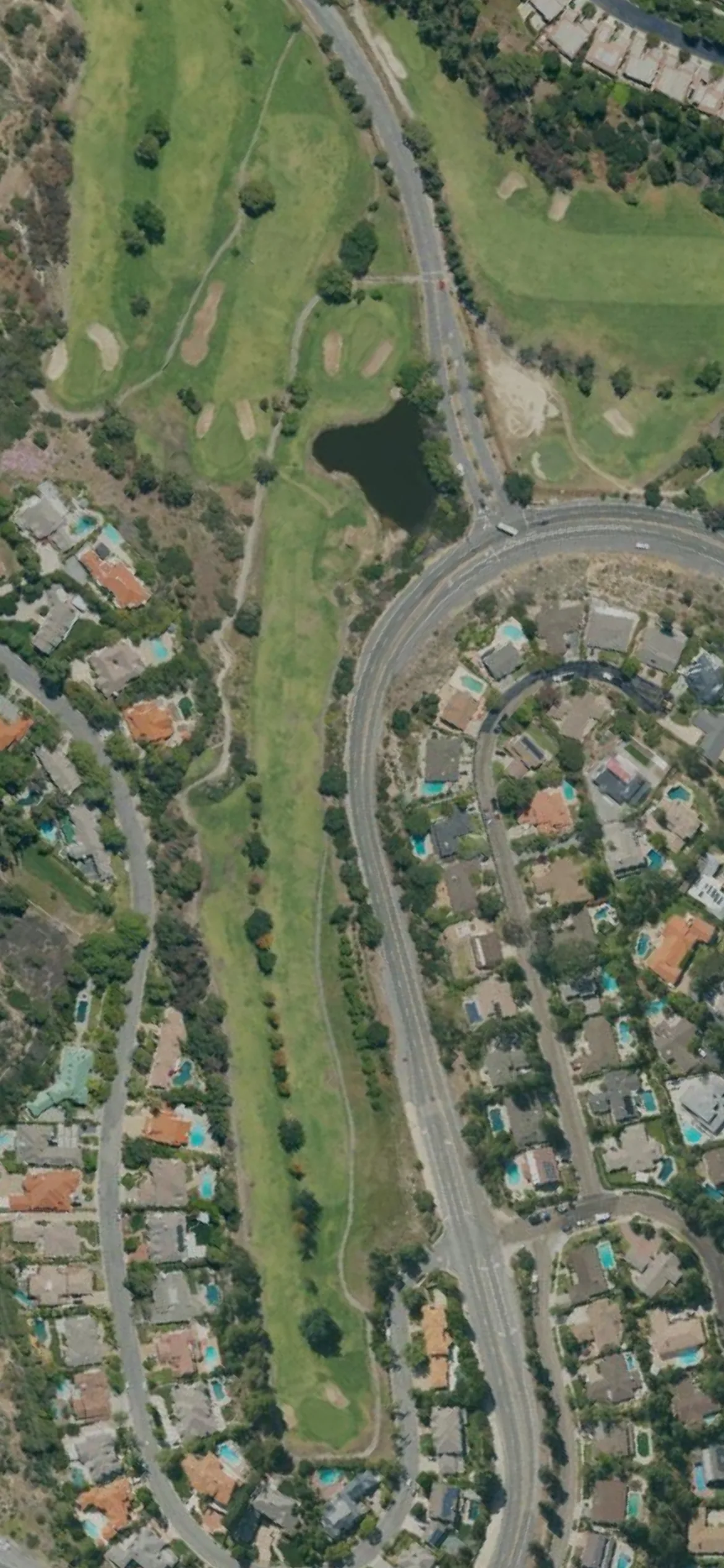 La Canada Flintridge Country Club hole 6 aerial preview, par 5, 548 yards