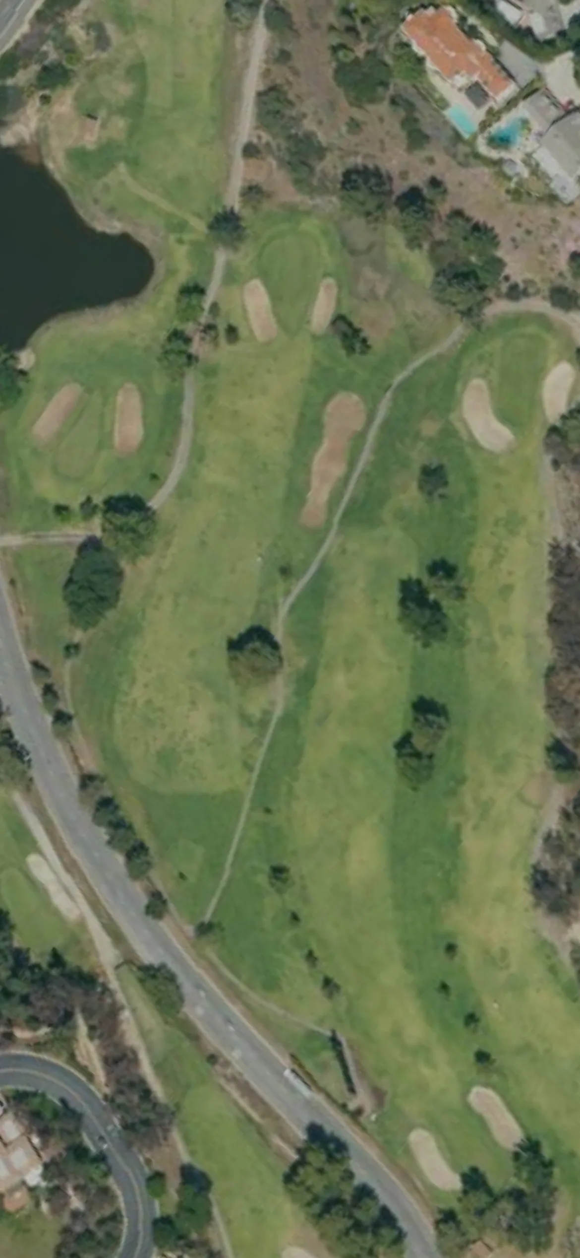 La Canada Flintridge Country Club hole 4 aerial preview, par 4, 293 yards