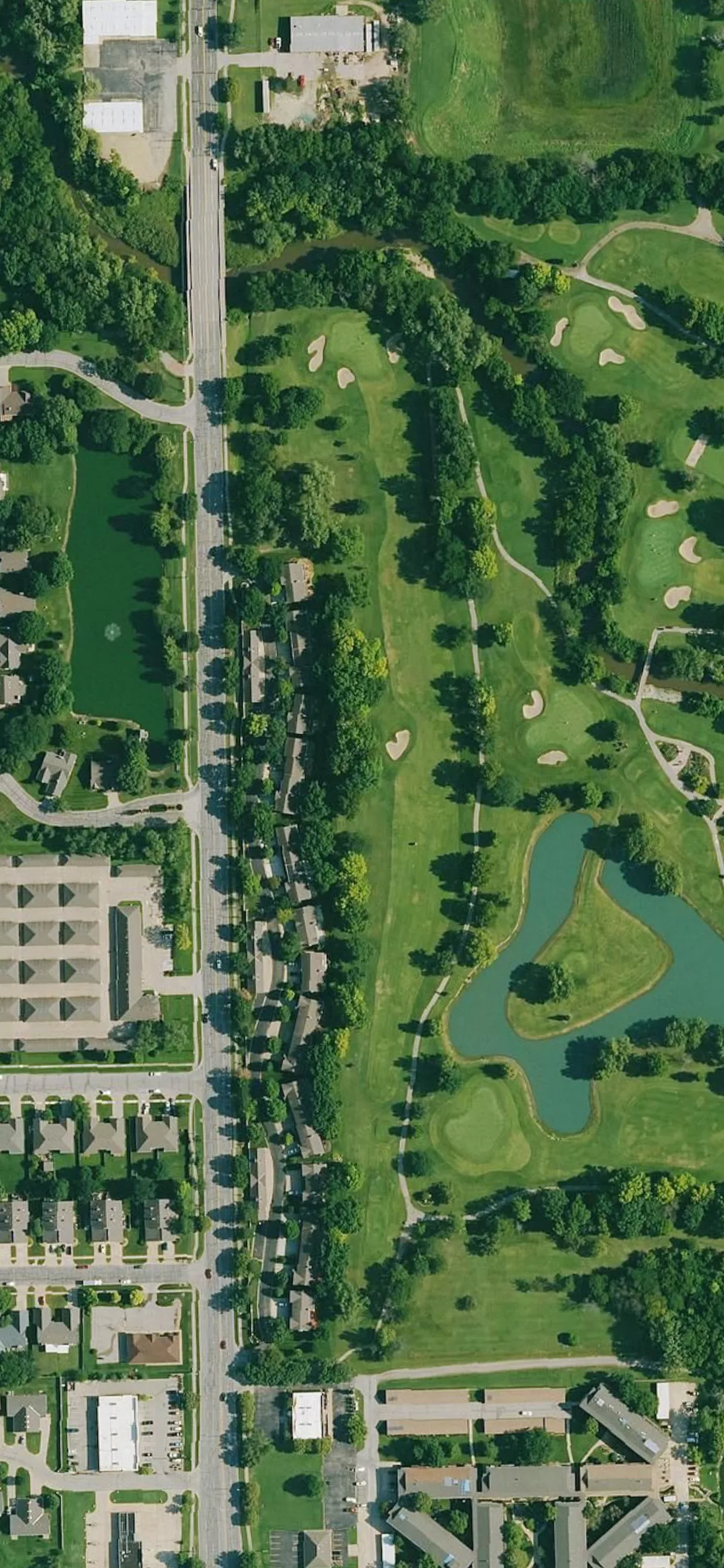 Rolling Hills Country Club hole 5 aerial preview, par 5, 567 yards