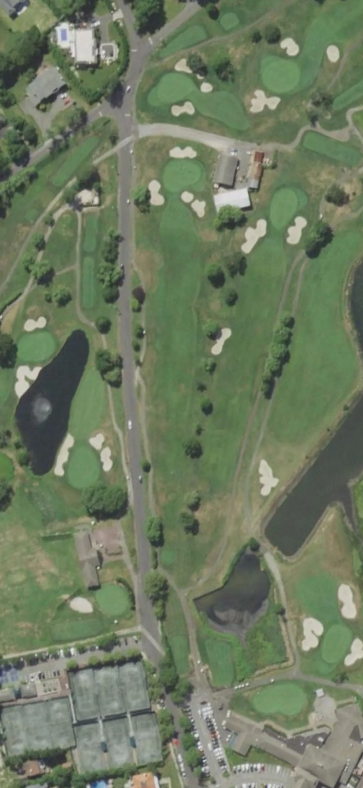 Lawrence Yacht & Country Club hole 10 aerial preview, par 4, 388 yards