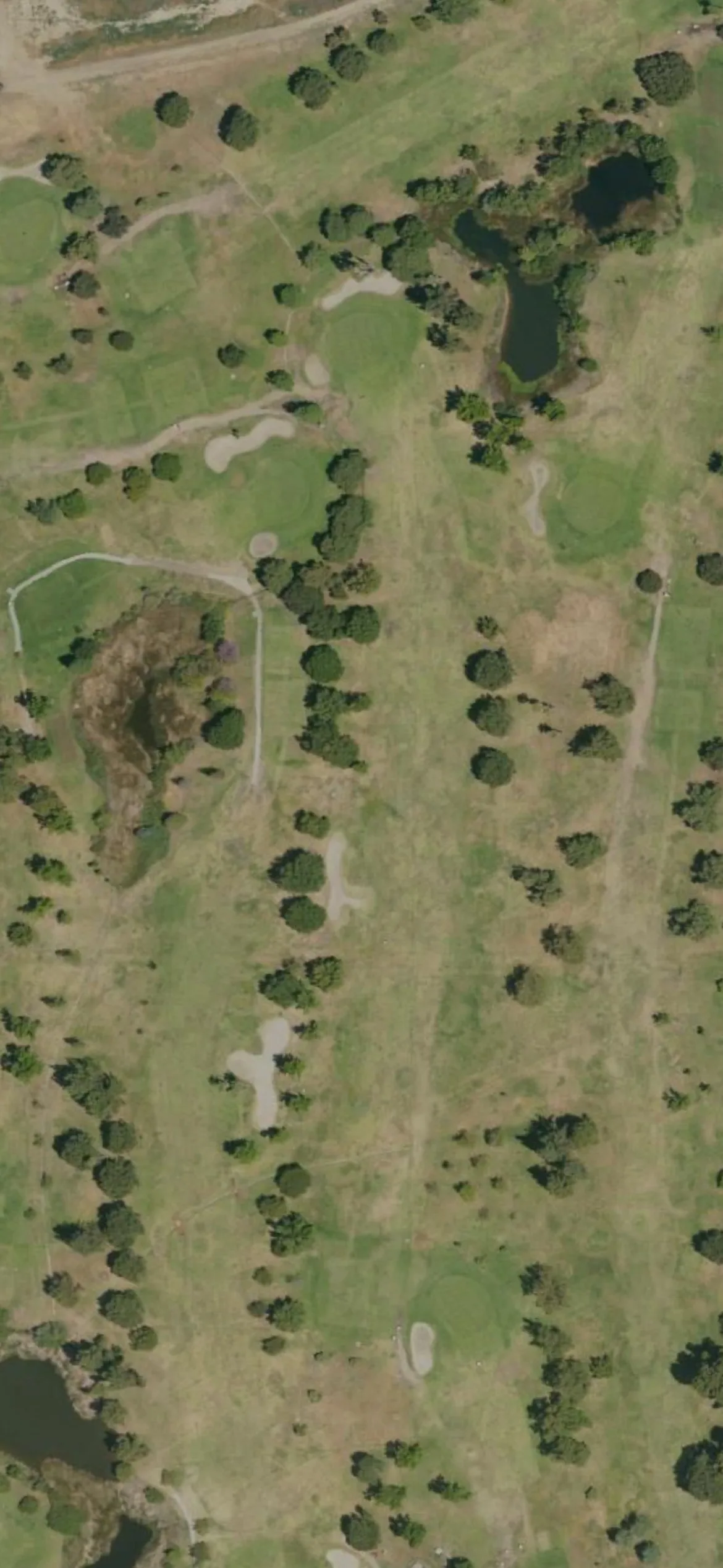 Woodley Lakes Golf Course hole 8 aerial preview, par 5, 500 yards