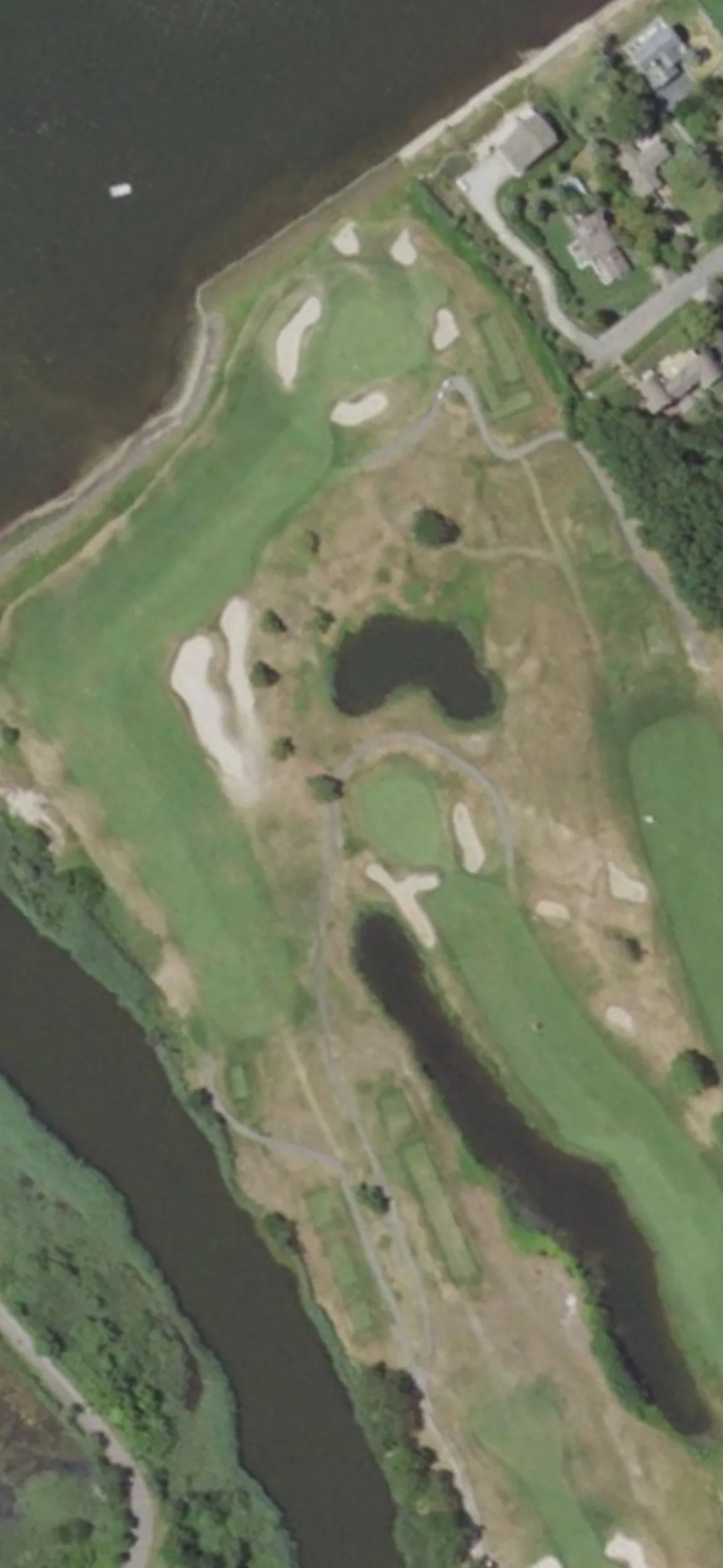 Bellport Golf Club hole 15 aerial preview, par 4, 385 yards