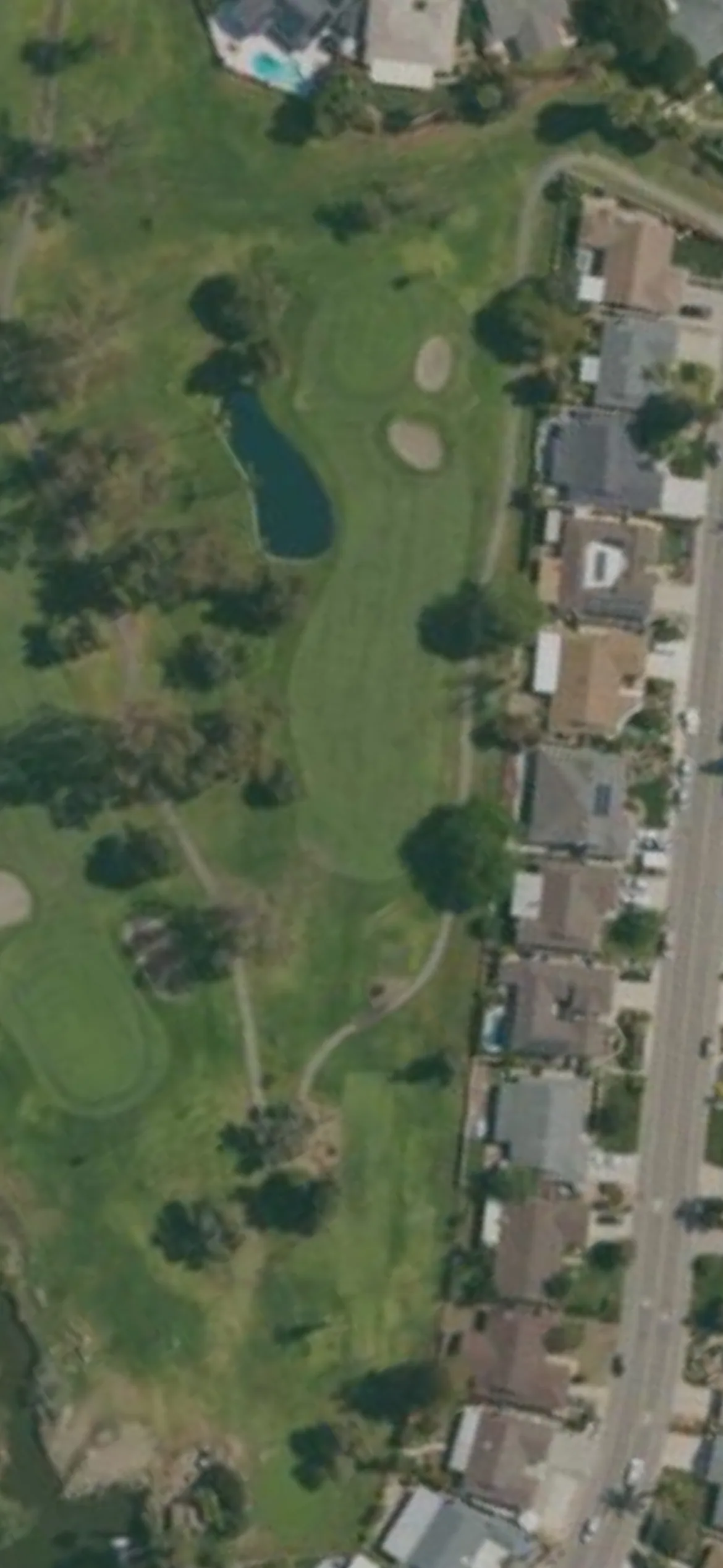 The Links at Lakehouse hole 17 aerial preview, par 3, 208 yards